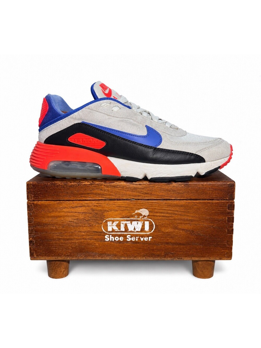Nike Air Max 2090 Evolution of Icons Men’s 11.5 DA9357-100 Sneakers